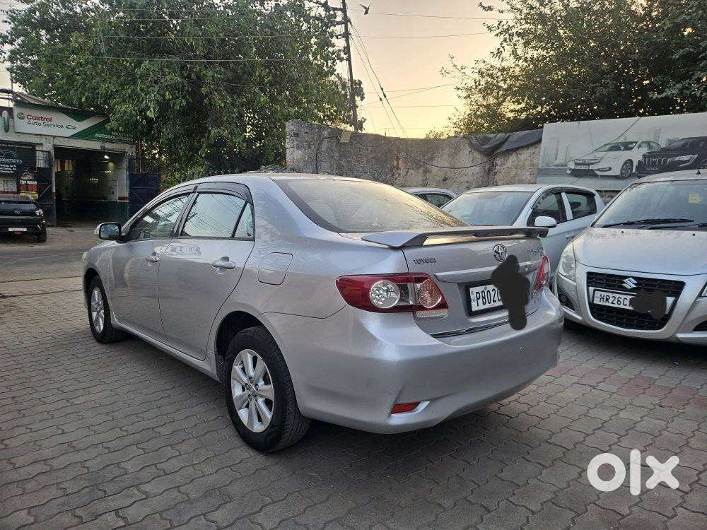 Toyota Corolla Altis 2010-2013 Aero 1.8 J, 2012, Petrol