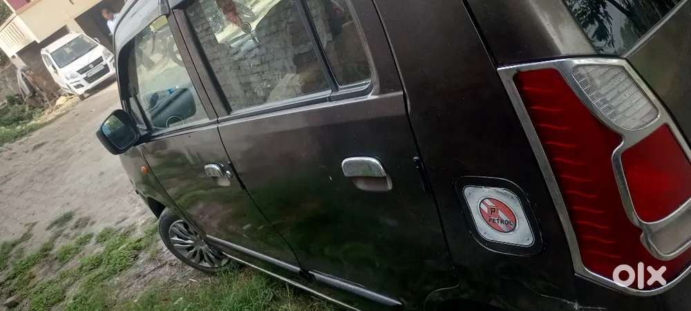 May Car Sell 2012 Ka Lasat Hai Manth Ka Hai