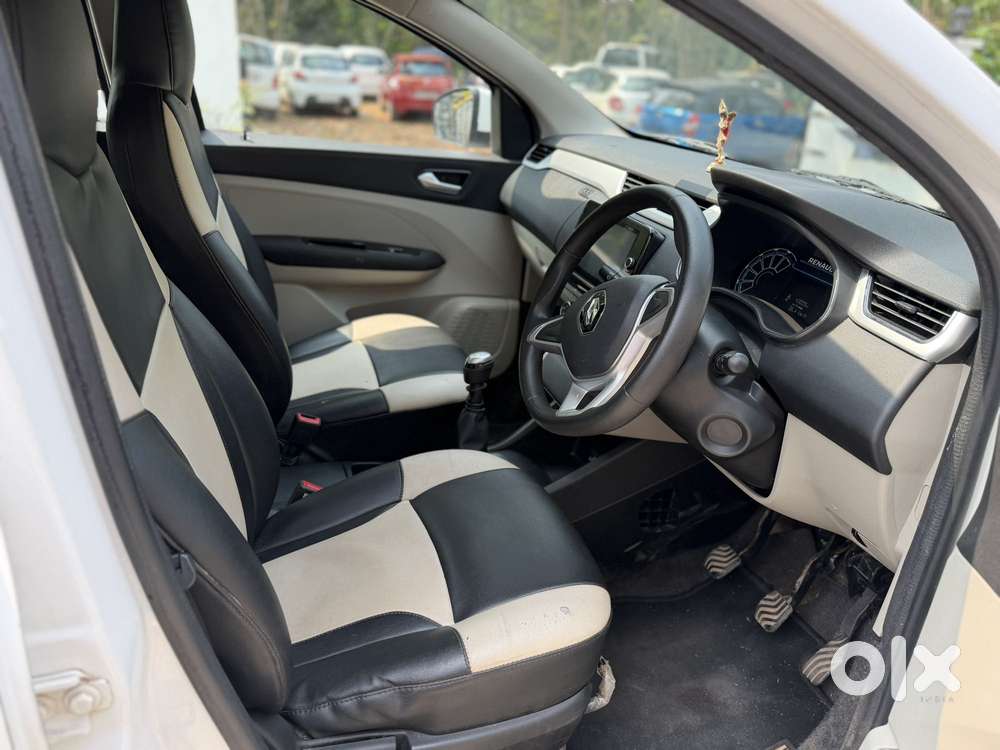 Renault Triber Rxz, 2019, Petrol