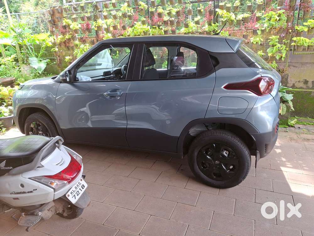 Tata Punch Petrol 2024
