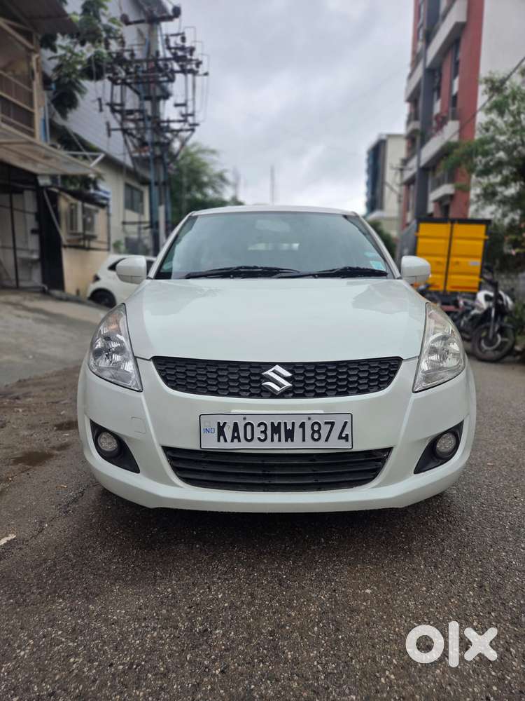 Maruti Suzuki Swift Lxi Option, 2015, Petrol