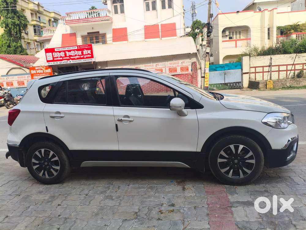 Maruti Suzuki S-cross Ddis 200 Alpha, 2021, Petrol