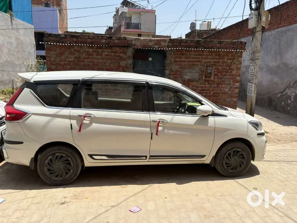 Maruti Suzuki Ertiga 2023 Petrol 97100 Km Driven