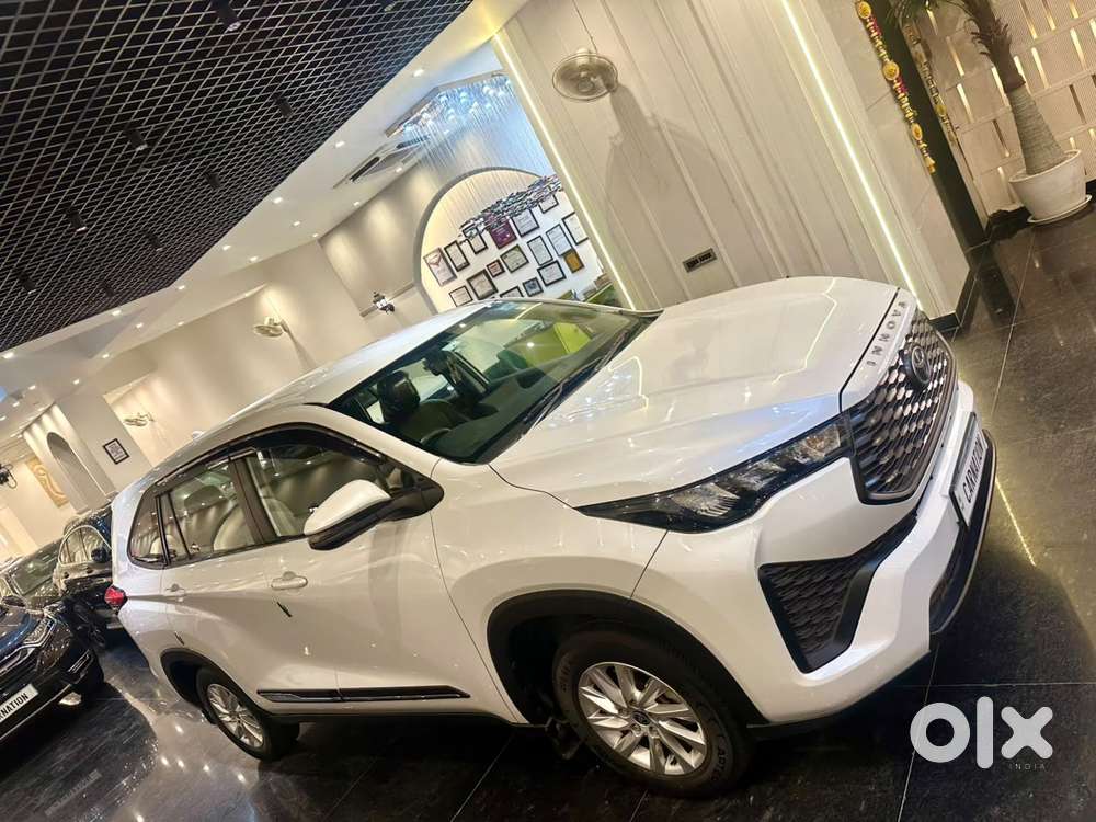 Toyota Innova Hycross 2.0 Gx 7 Str, 2023, Petrol