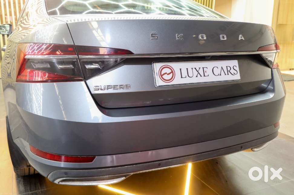 Skoda Superb 2.0 L&k Tsi At, 2022, Petrol