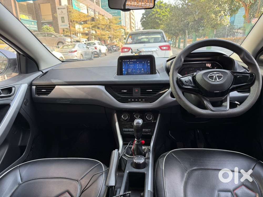 2023 Tata Nexon Petrol Manual