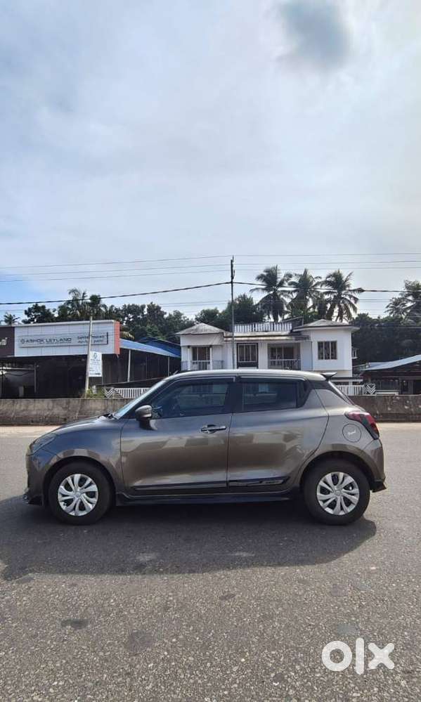 Maruti Suzuki Swift 1.2 Vxi (o), 2023, Petrol