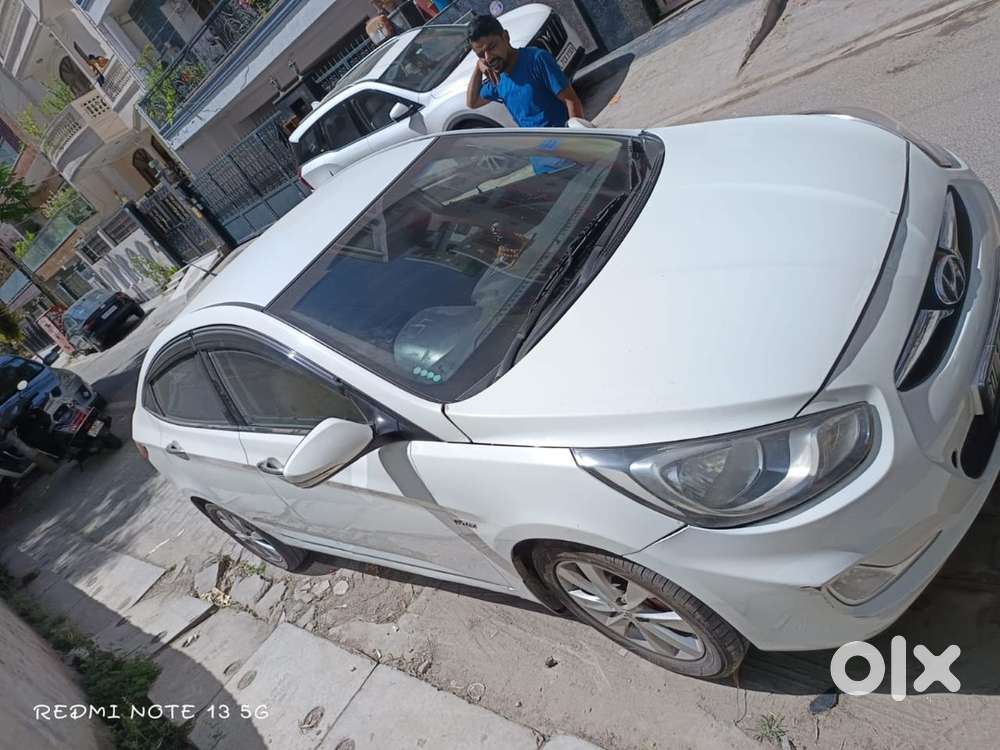 Hyundai Verna Petrol Manual 2012