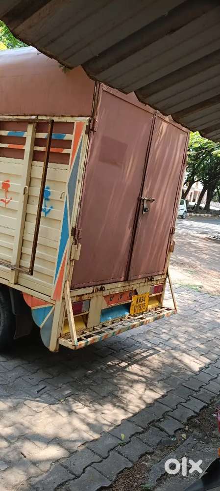 Ashok Leyland Dost Vehicle