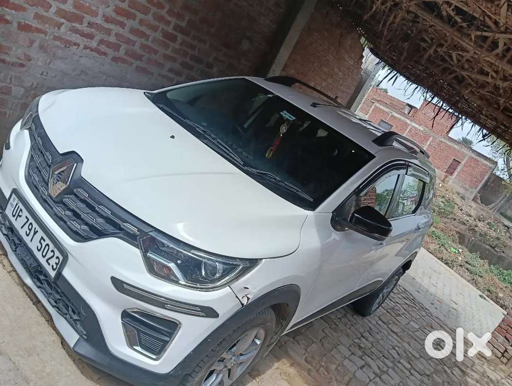 2022 Renault Triber 1.0 Rxz Amt Dual Tone