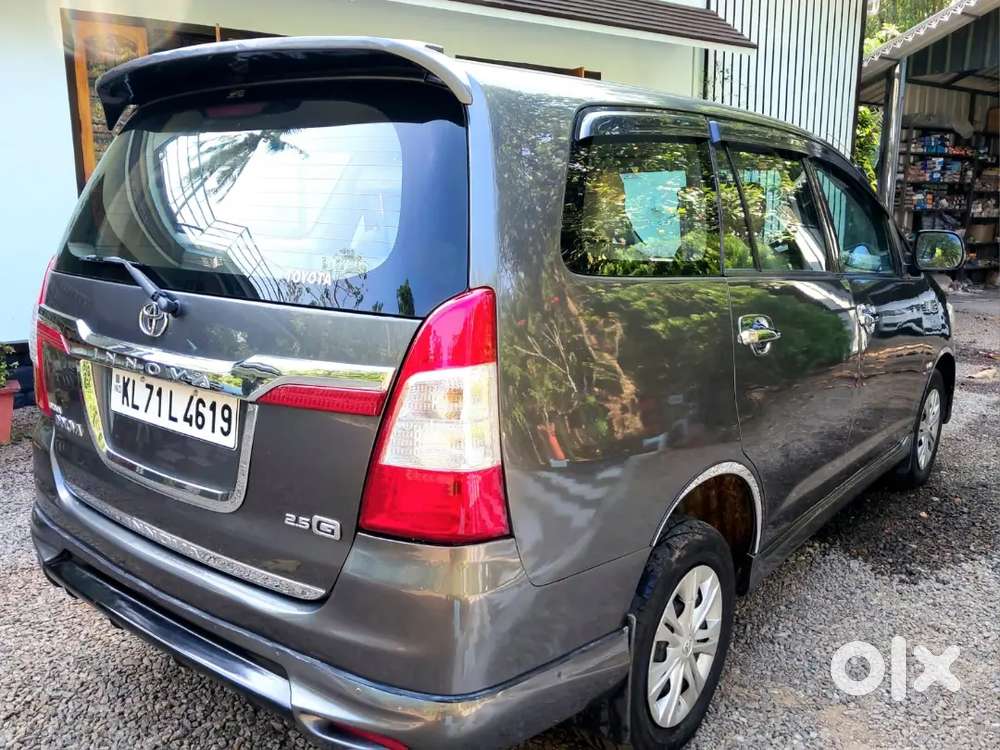 Toyota Innova Diesel 2012