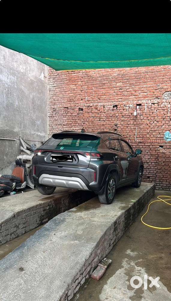 Maruti Suzuki Fronx Petrol Well Maintained
