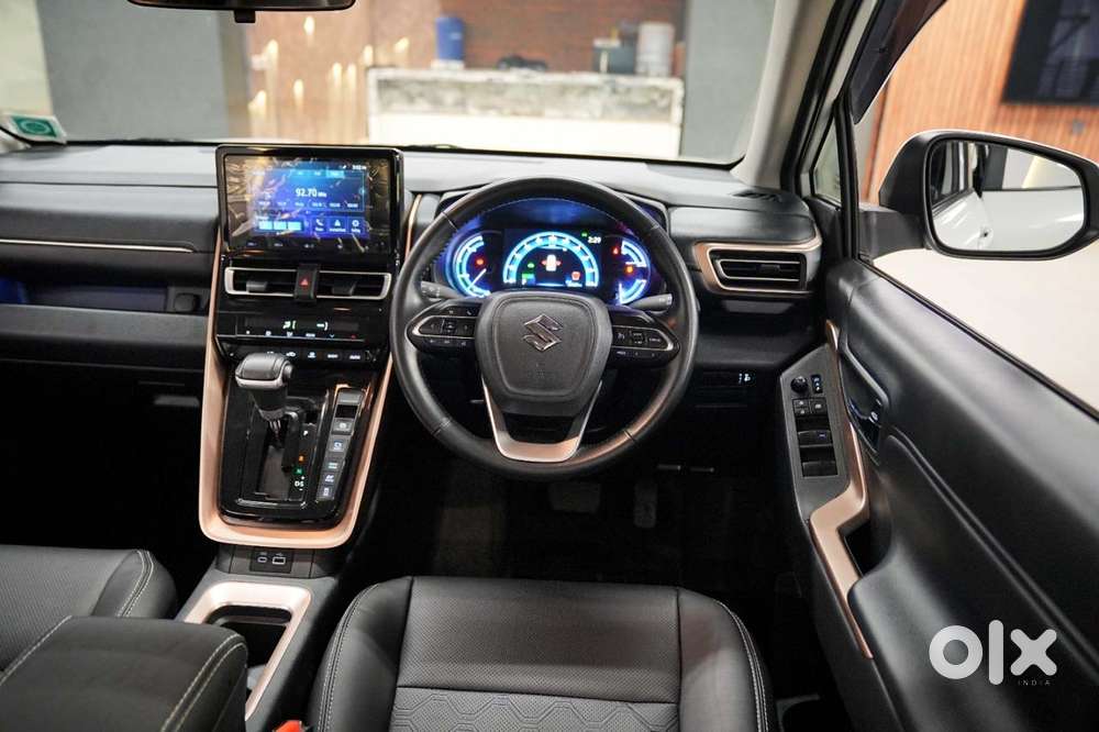 Maruti Suzuki Invicto Zeta Plus 7str, 2024, Petrol