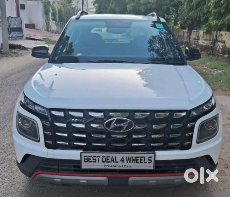 Hyundai Venue N Line N8 Dct Dual Tone, 2022, Petrol