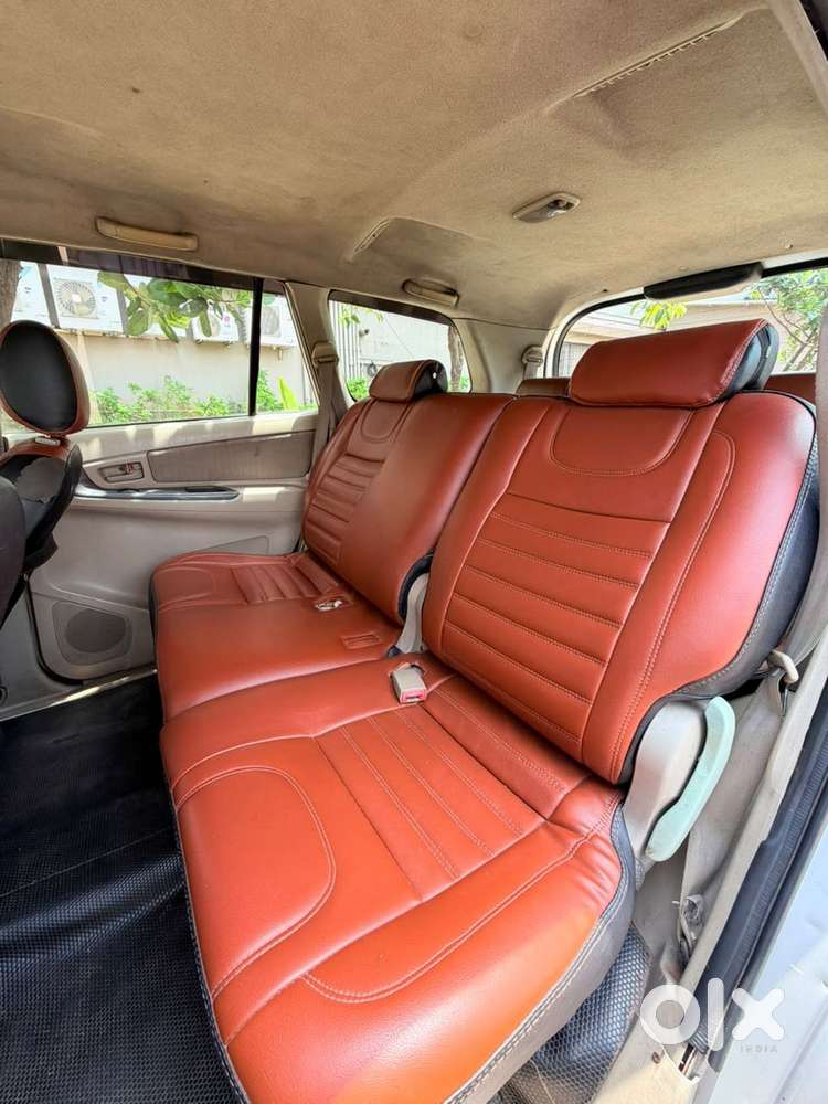 Toyota Innova 2.5 G (diesel) 8 Seater, 2006, Diesel