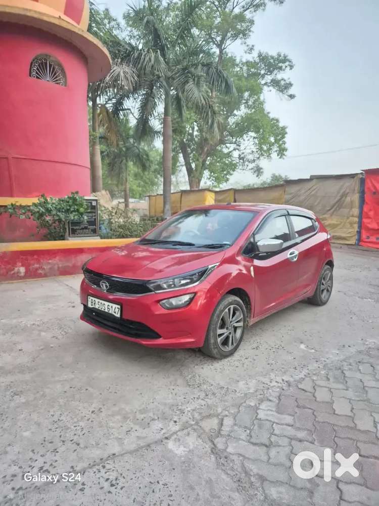 Tata Altroz Luxe 2020 Petrol Manual Showroom Condition