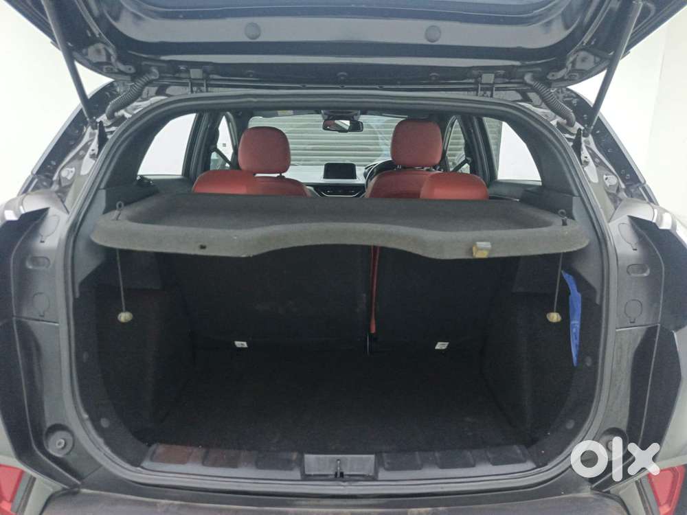 Tata Nexon 1.5 Revotorq Xza Plus Luxs Red Dark Edition Amt, 2023, Di..