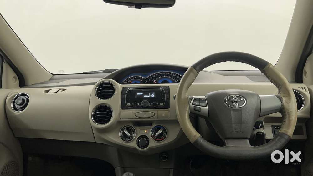 Toyota Etios Vx, 2015, Petrol