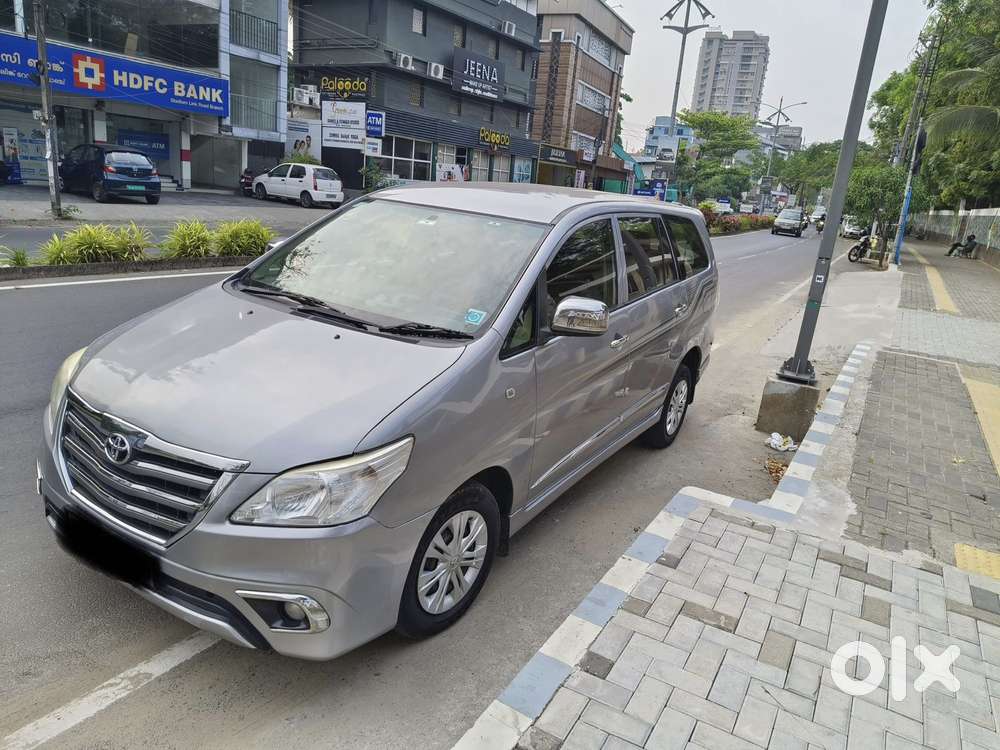 Toyota Innova [2013-2016] 2.5 V Diesel 7 Str, 2015, Diesel