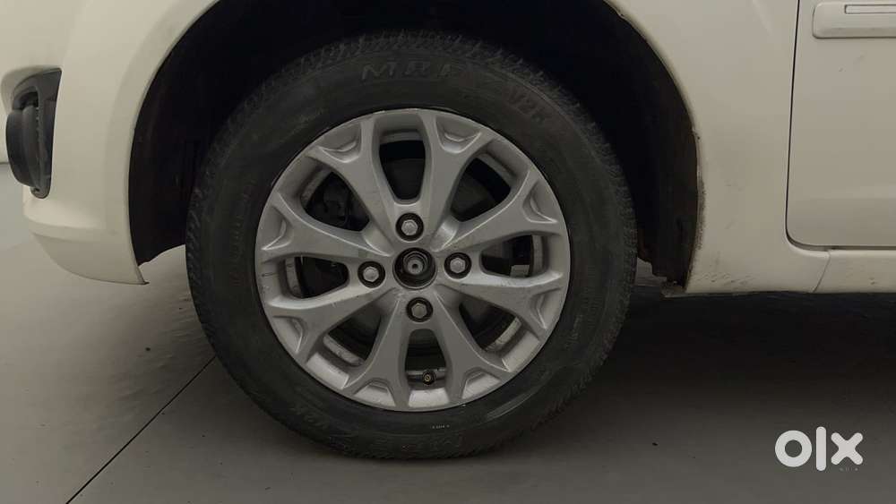 Ford Figo 2010-2012 Petrol Exi, 2013, Petrol