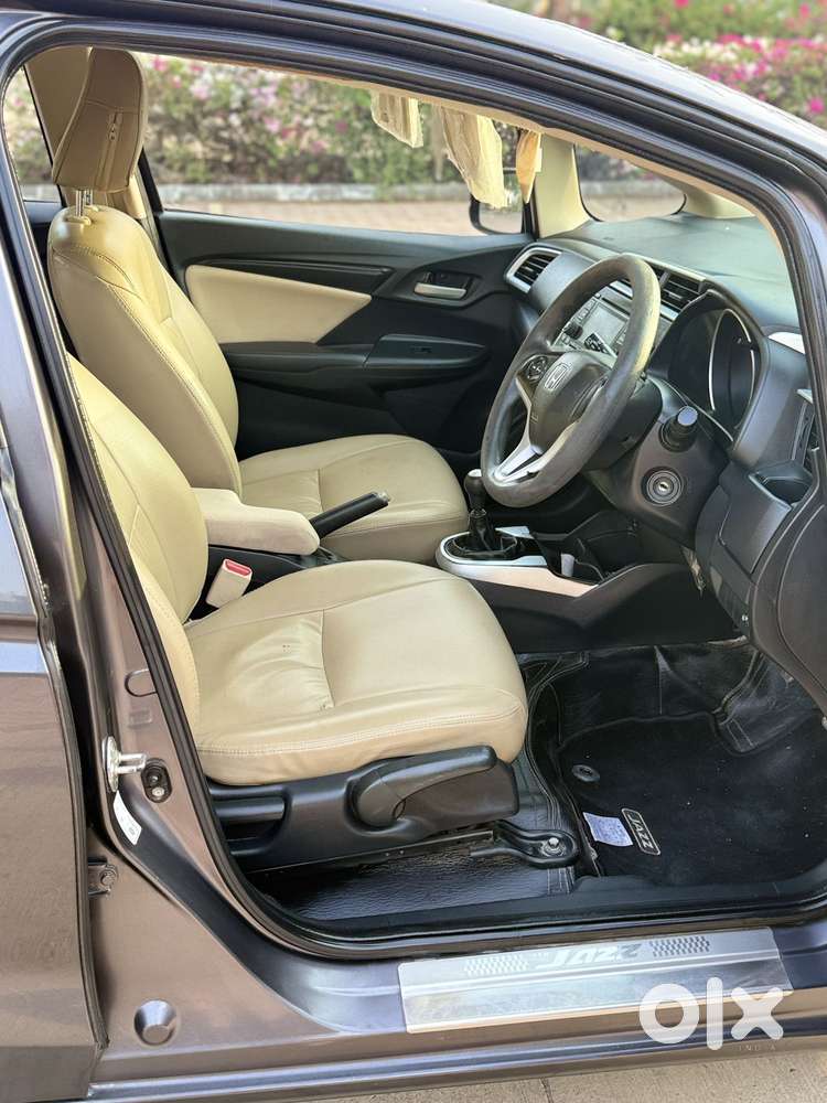 Honda Jazz V Mt Privilege, 2019, Petrol