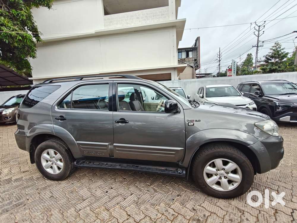 Toyota Fortuner 3.0 4x4 Manual, 2010, Diesel