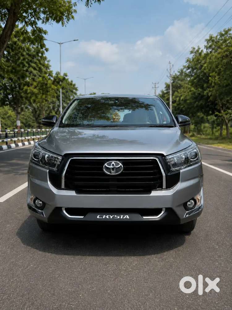 Toyota Innova Crysta 2.8 2018 Full Showroom Track