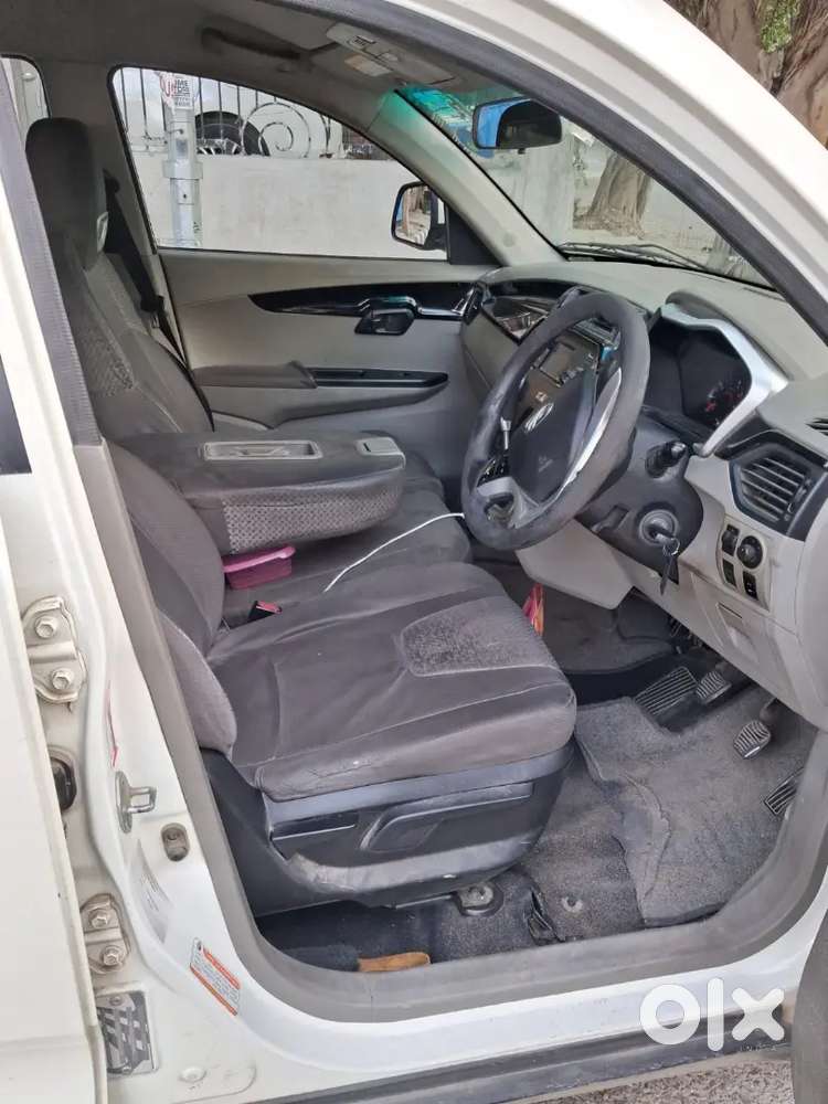 Mahindra Kuv 100 K8 2016 Diesel 143000 Km Driven