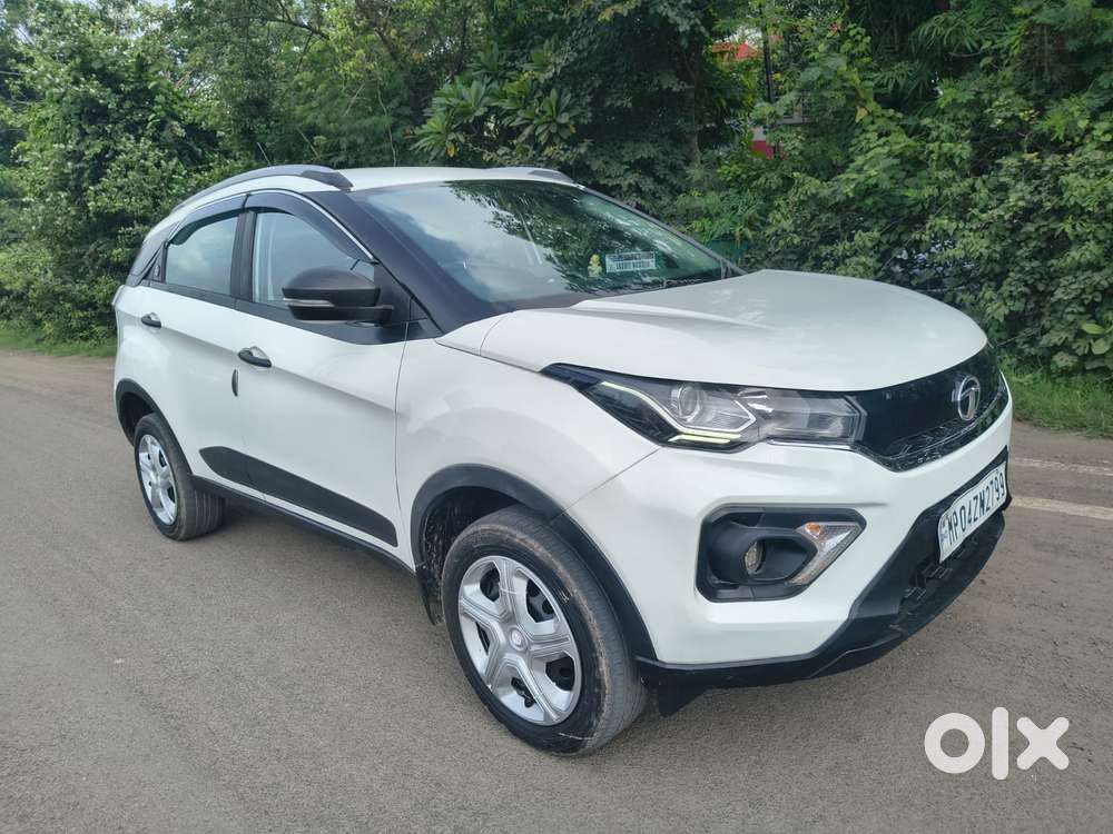 Tata Nexon 1.2 Revotron Xm (s), 2023, Diesel