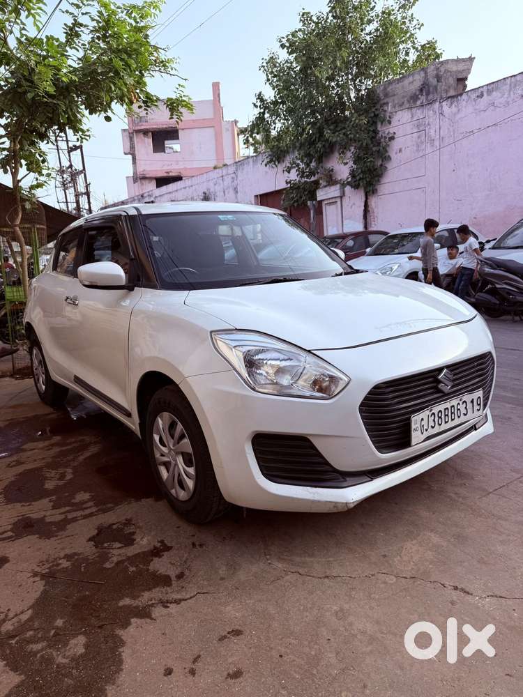 Maruti Suzuki Swift Vxi + Manual, 2020, Petrol