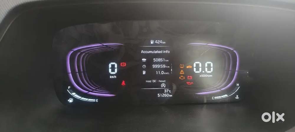 Kia Carens 2025 Petrol + Cng Extra Fitment Recently 50000 Km Driven