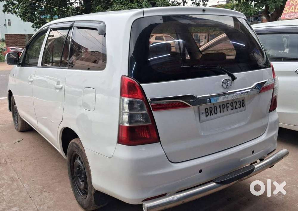 Toyota Innova 2.5 G (diesel) 8 Seater, 2016, Diesel