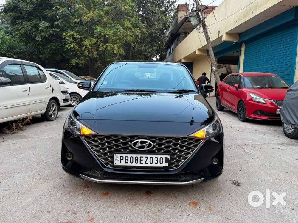 Hyundai Verna 1.5 Sx Petrol Mt, 2022, Petrol