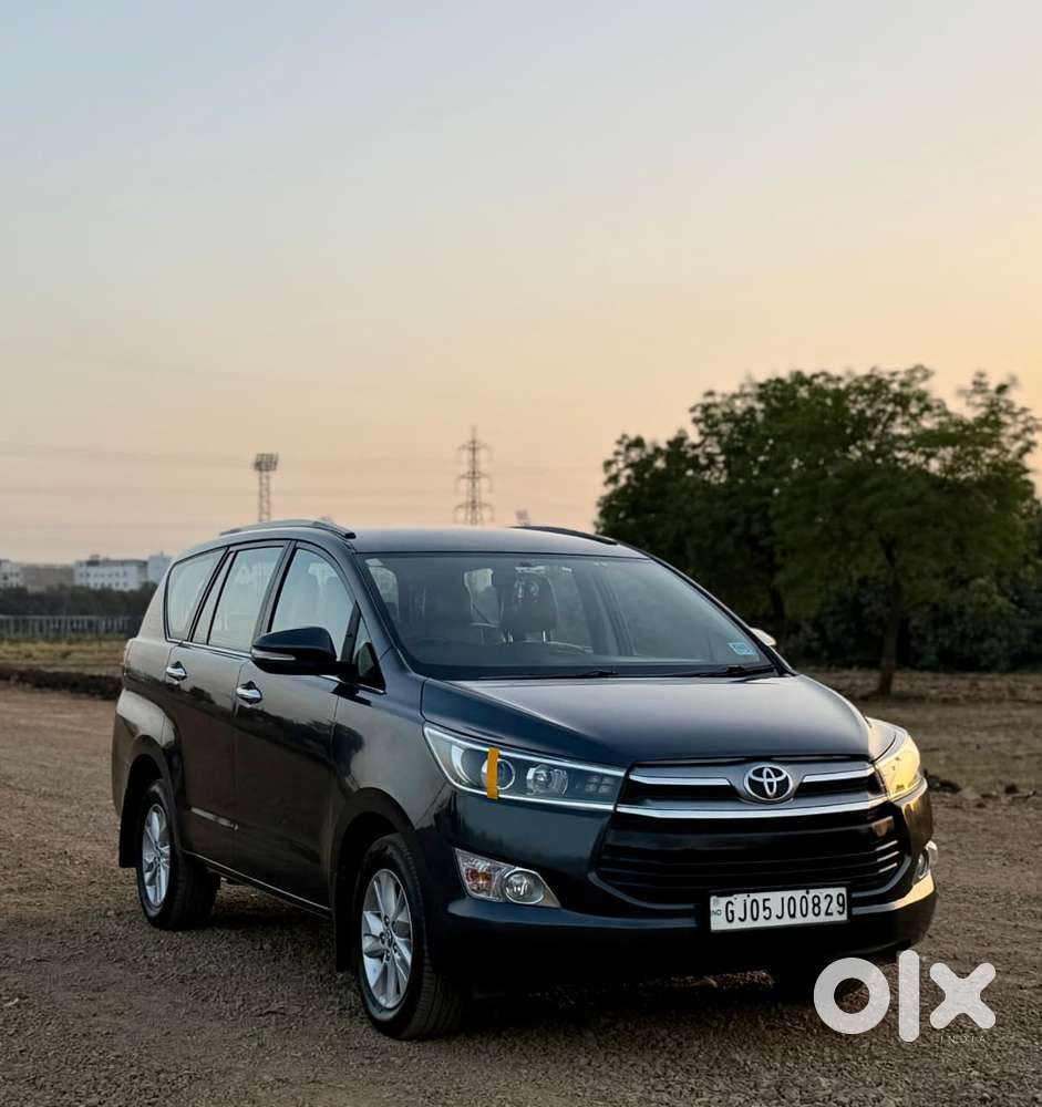 Toyota Innova Crysta 2.4 Vx Mt 8s, 2016, Diesel