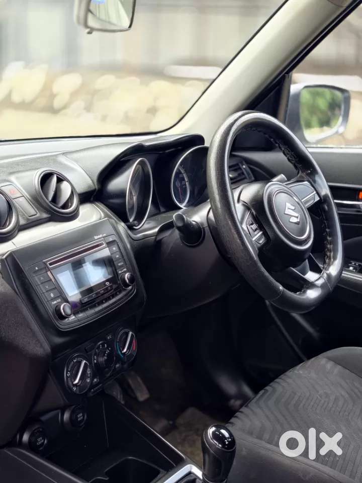 Maruti Suzuki Swift Vxi, 2021, Petrol