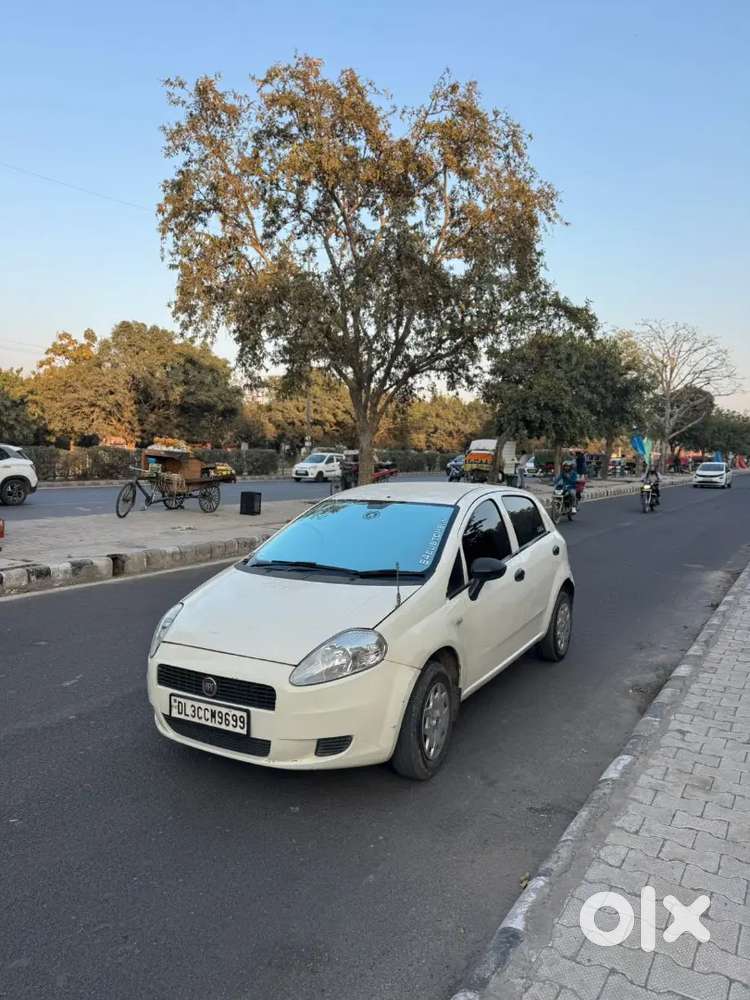 Fiat Grande Punto 2017 Petrol 62000 Km Driven