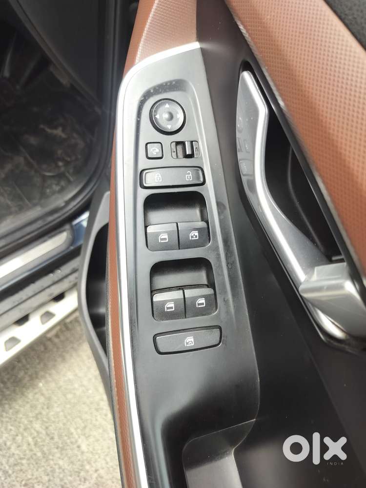 Hyundai Alcazar 2.0 Platinum (o) Petrol At 6 Str, 2021, Petrol