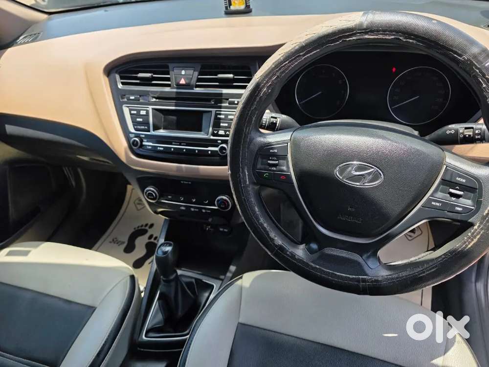Hyundai I20 2016 Petrol 35000 Km Driven