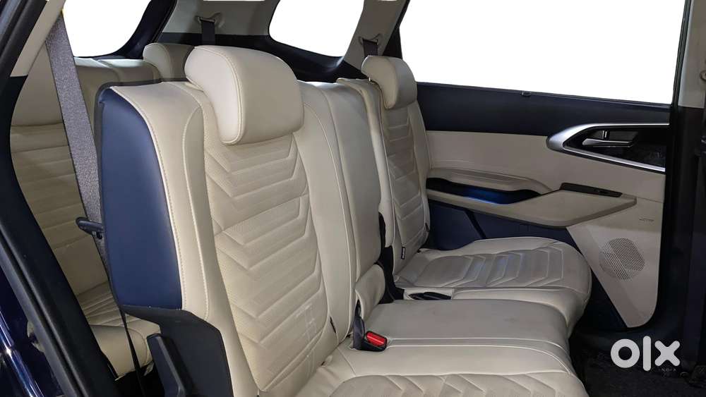 Kia Carens 1.4 Luxury Plus Dct 7 Str, 2022, Petrol