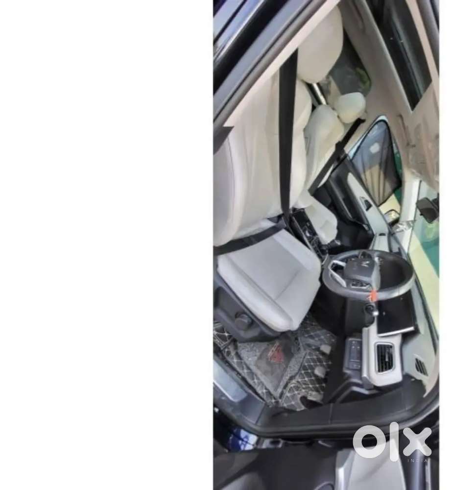 Mahindra Xuv700 2023 Diesel 38000 Km Driven