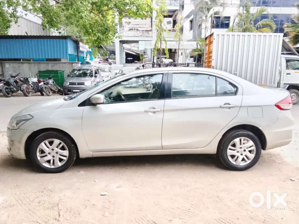 Maruti Ciaz Vdi Diesel Silver Colour Own Use