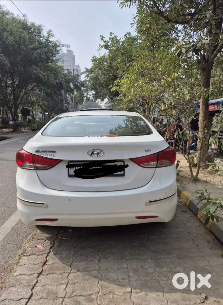 Hyundai New Elantra Diesel At 2015