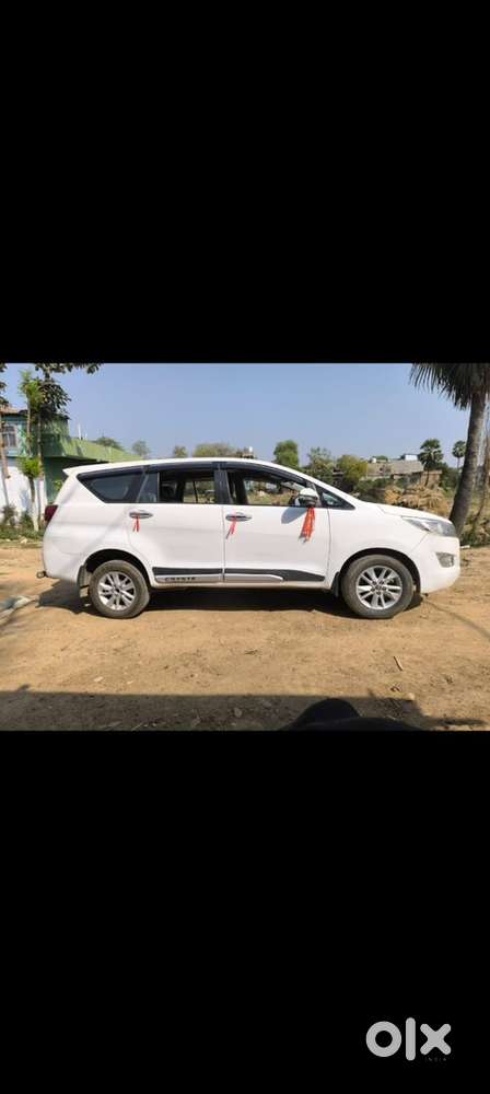 Toyota Innova Crysta 2018 Diesel Well Maintained