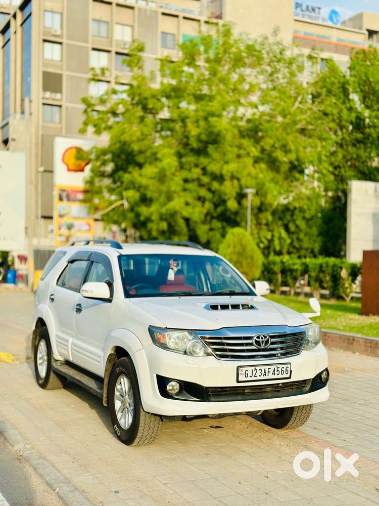 Toyota Fortuner 3.0 4x4 Manual, 2012, Diesel