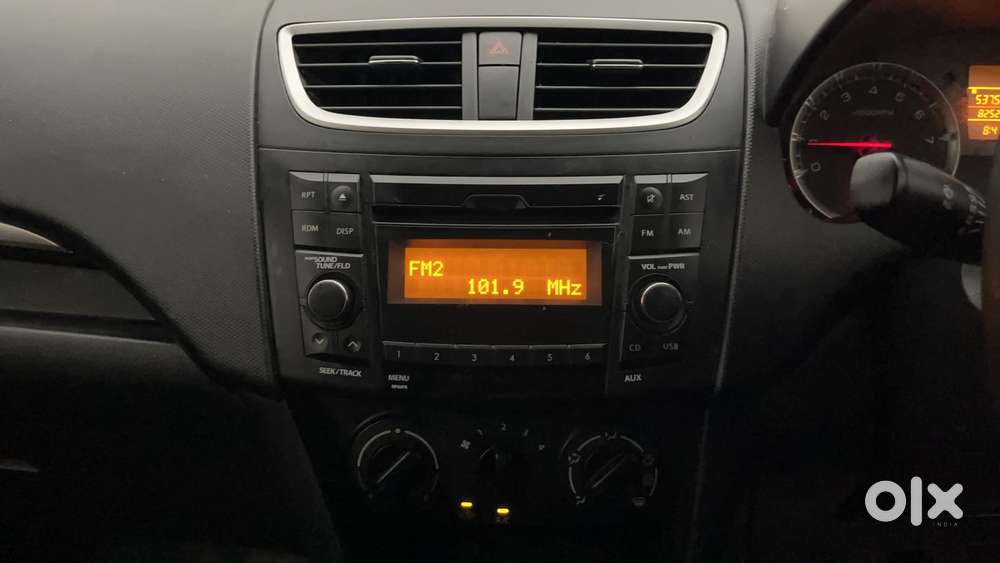 Maruti Suzuki Swift 2018 Vxi, 2016, Petrol