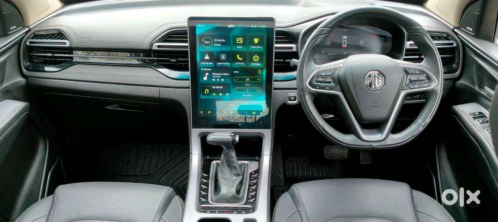 Mg Hector Plus Sharp Pro Blackstorm 1.5 Turbo Petrol Cvt 7 Str, 2024..