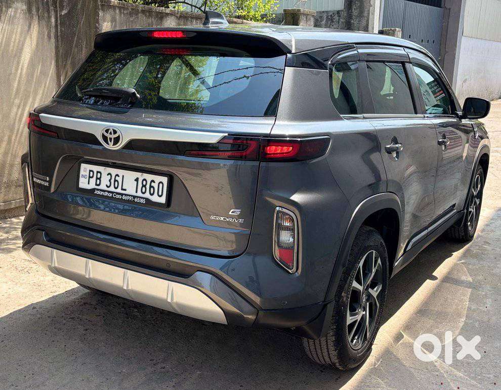 Toyota Urban Cruiser, 2024, Petrol