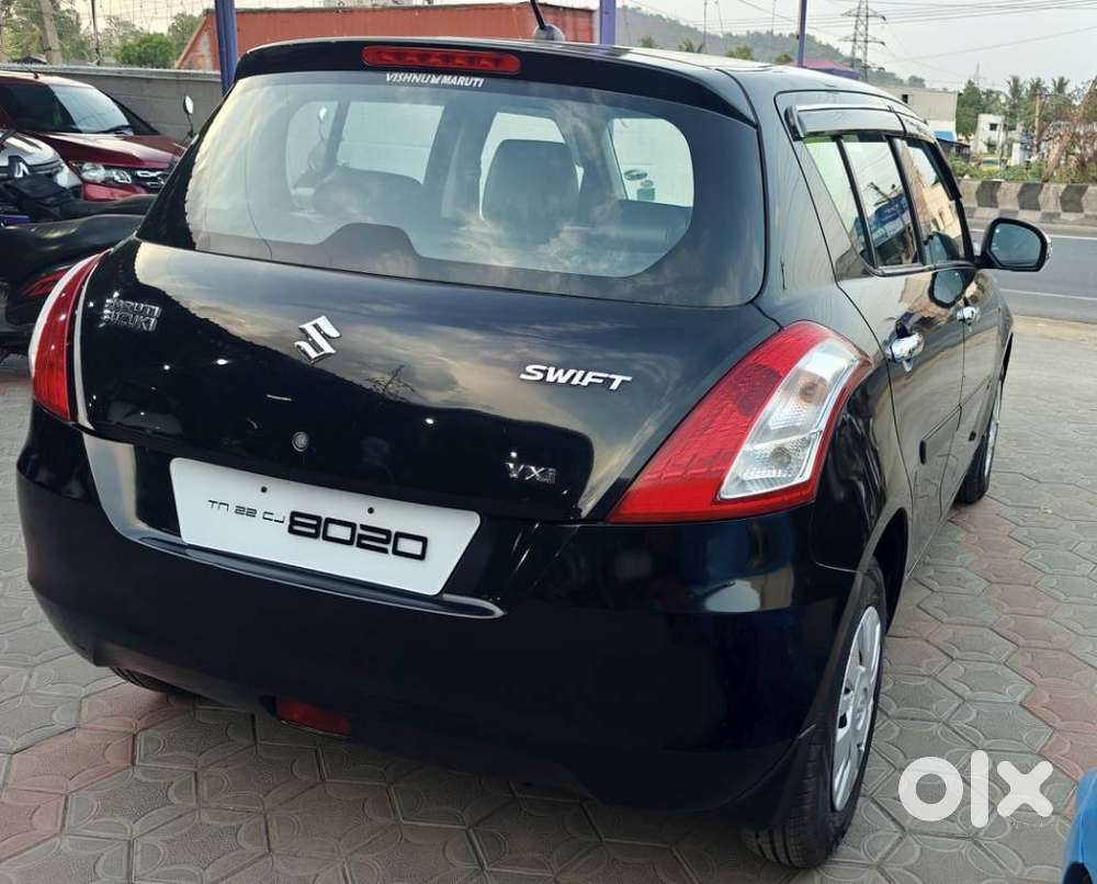 Maruti Suzuki Swift Vxi + Manual, 2013, Petrol