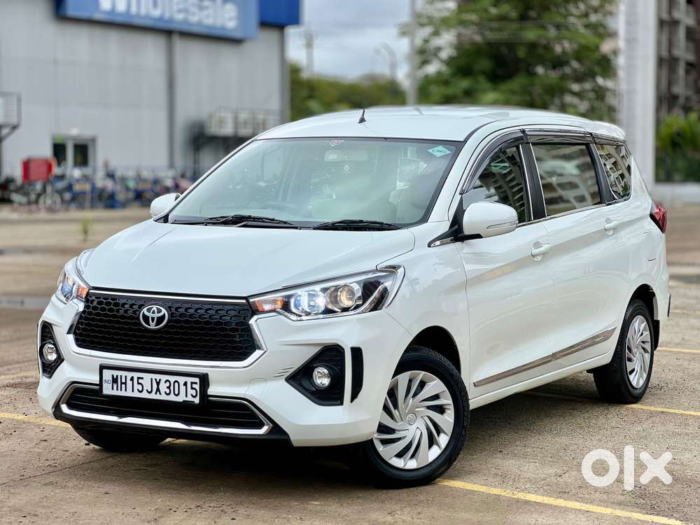 Toyota Rumion S Cng Manual Dual Tone, 2024, Cng & Hybrids