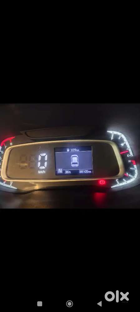 Sunroop, Aug 2022 Model, Petrol, Only 38500 Km,